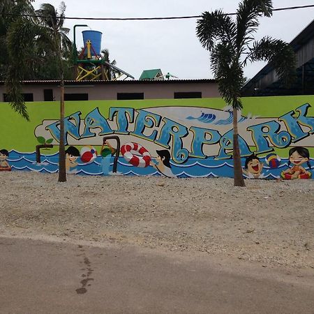 Hs Farm Waterpark Hotel Muar Exterior foto