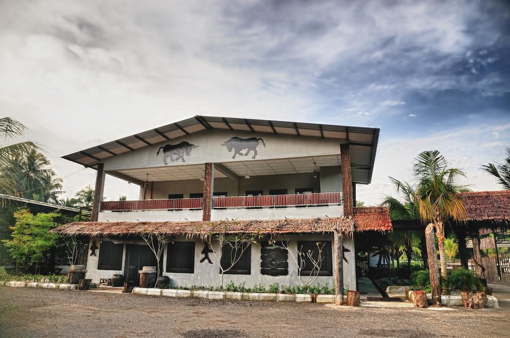 Hs Farm Waterpark Hotel Muar Exterior foto