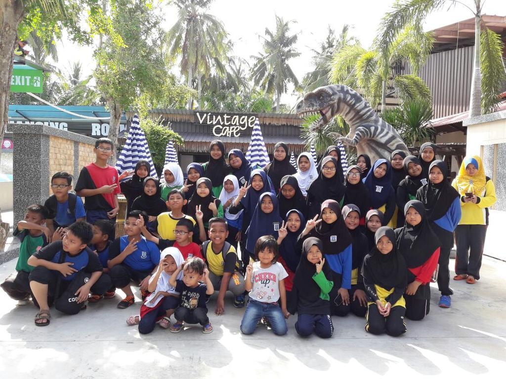 Hs Farm Waterpark Hotel Muar Exterior foto