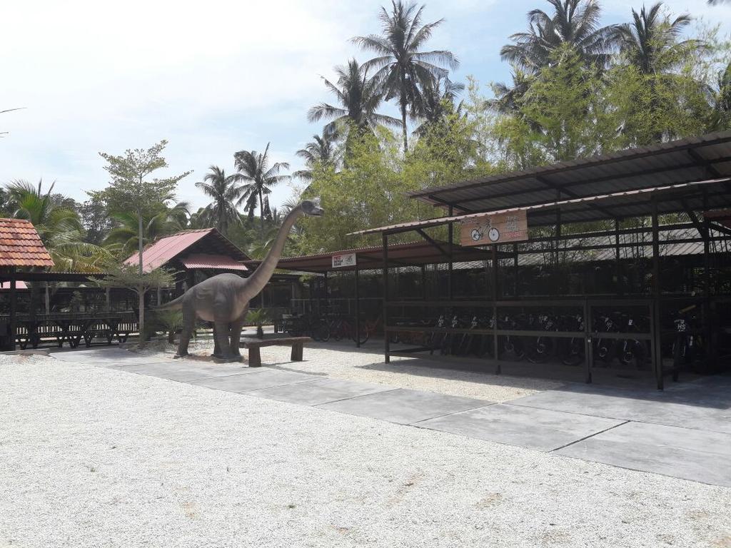 Hs Farm Waterpark Hotel Muar Exterior foto
