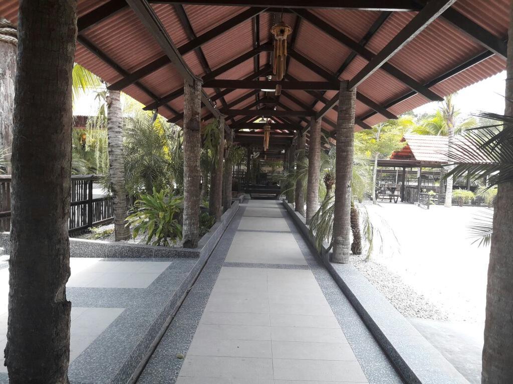Hs Farm Waterpark Hotel Muar Exterior foto